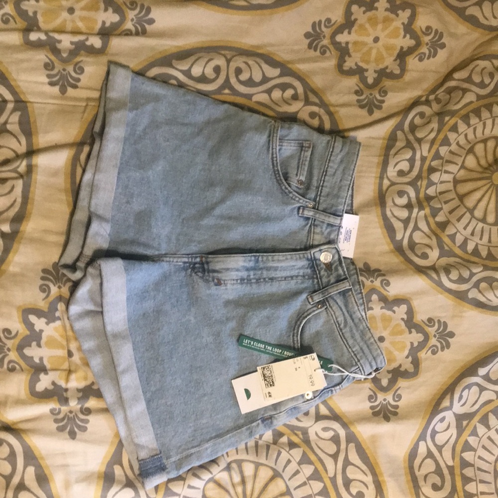 H&M Mom shorts